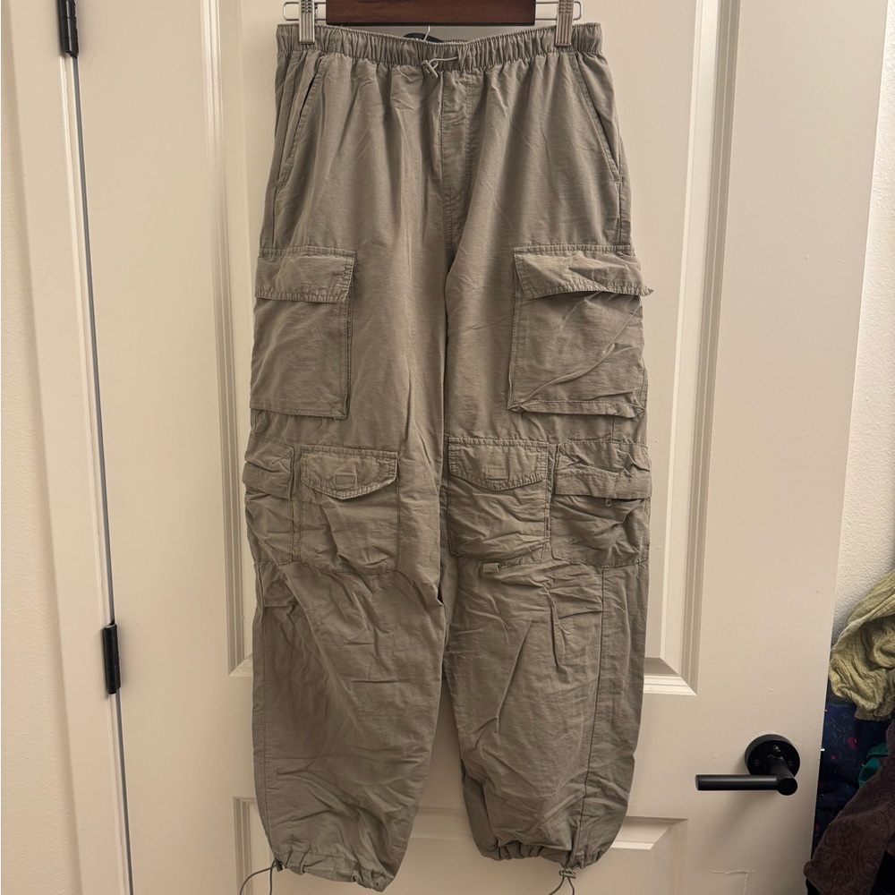 Aeropostale Olive Green Parachute Cargo Pants with Drawstring Ankles